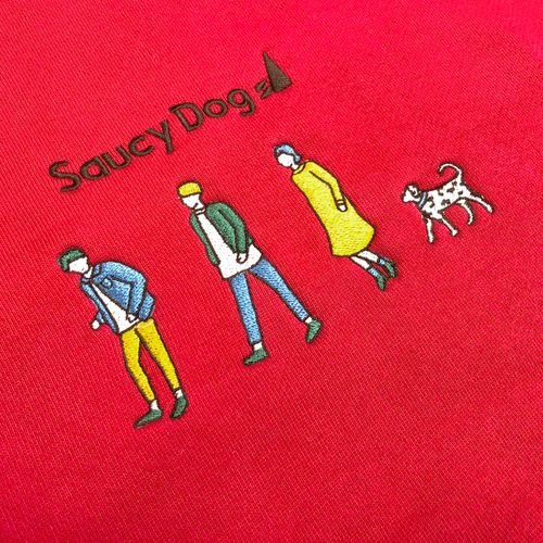 メンバーおさんぽ刺繍スウェット/レッド