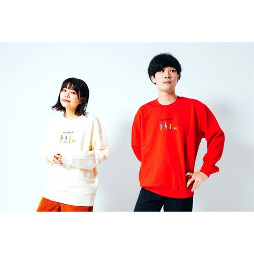 メンバーおさんぽ刺繍スウェット/レッド