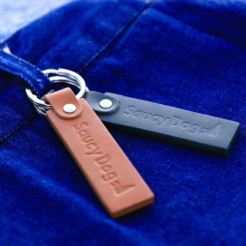 ロゴレザーキーホルダー/カーキ