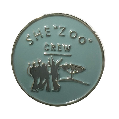 SHE“Zoo” CREW ピンバッジ（スモーキーグリーン）