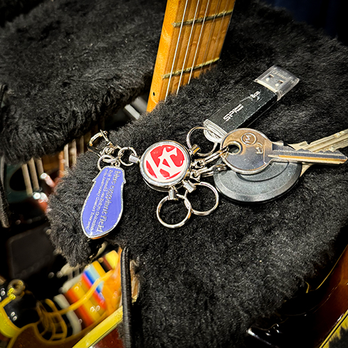 blue eggplant field キーホルダー【パープル】