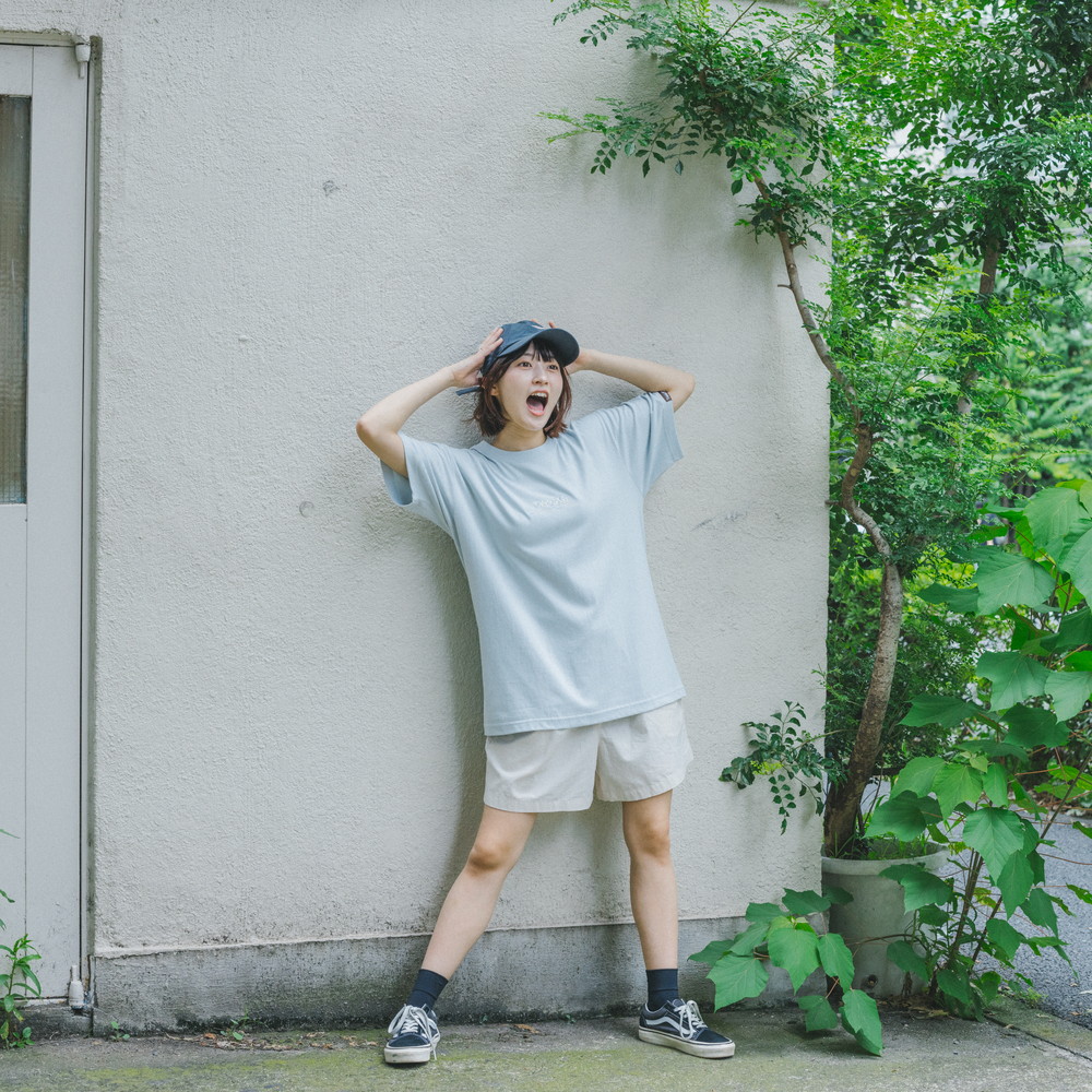 【Limited】マーブル刺繍ロゴTシャツ [フロストブルー]