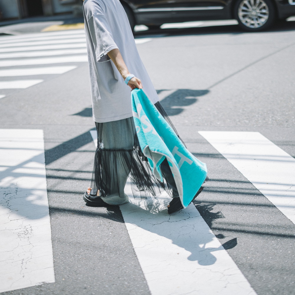 ロゴジャガードタオル [ライトグレー×アクアグリーン]