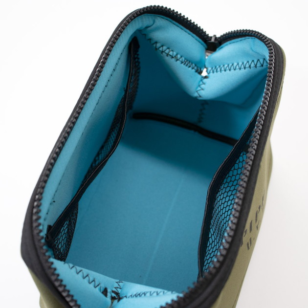 EPIPHANYワイヤーポーチ（カーキ）