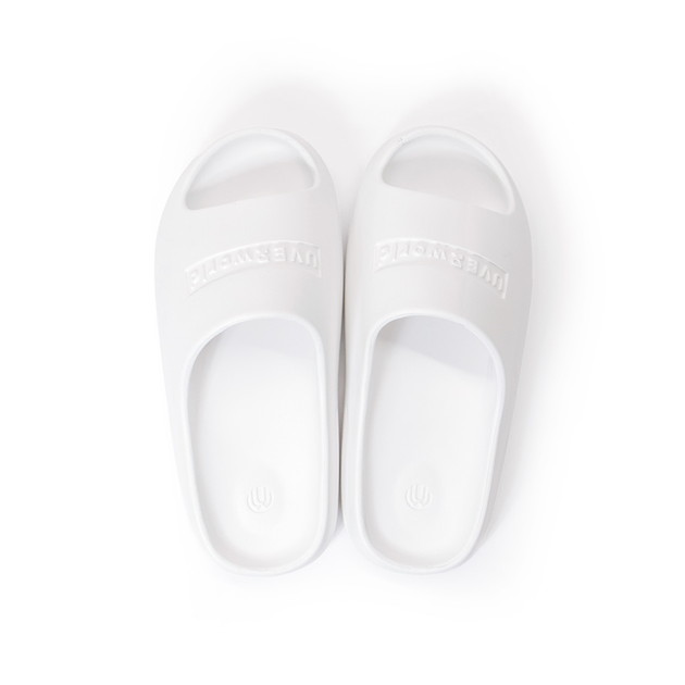 スライドサンダル（ホワイト）【22～24cm】