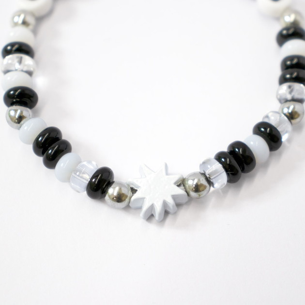 ビーズブレスレットB/スター（ブラック）