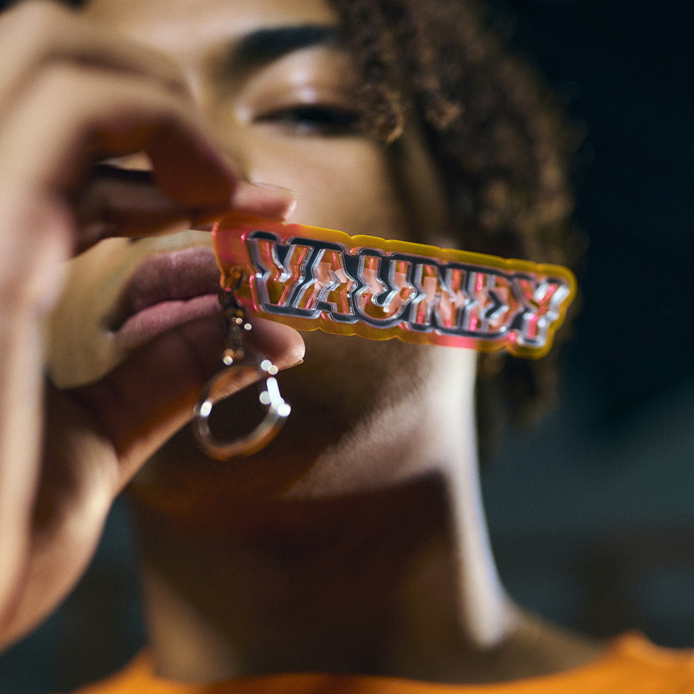 商品詳細ページ | Vaundy ONLINE STORE | Logo Key Chain