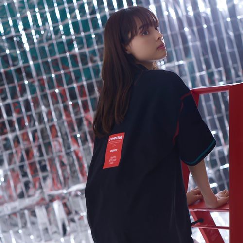 “replica” of Logo T-shirt [Black]