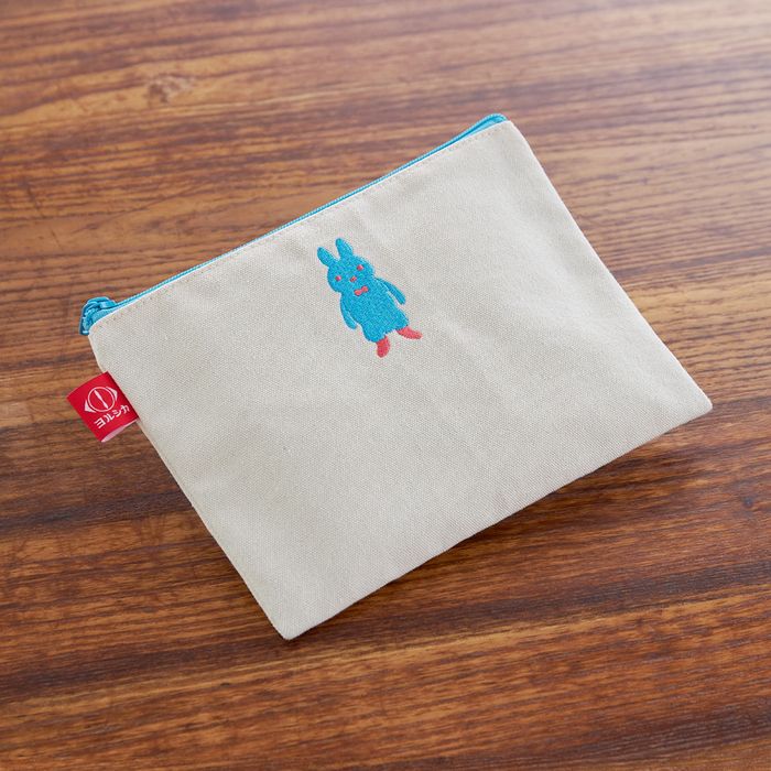 「月と猫のダンス」再び踊る動物ポーチ