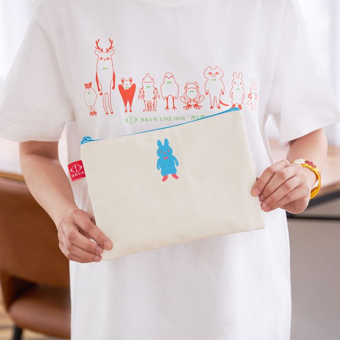 「月と猫のダンス」再び踊る動物ポーチ