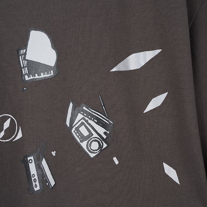 商品詳細ページ | ヨルシカ official store | 盗作再演 suisデザイン T