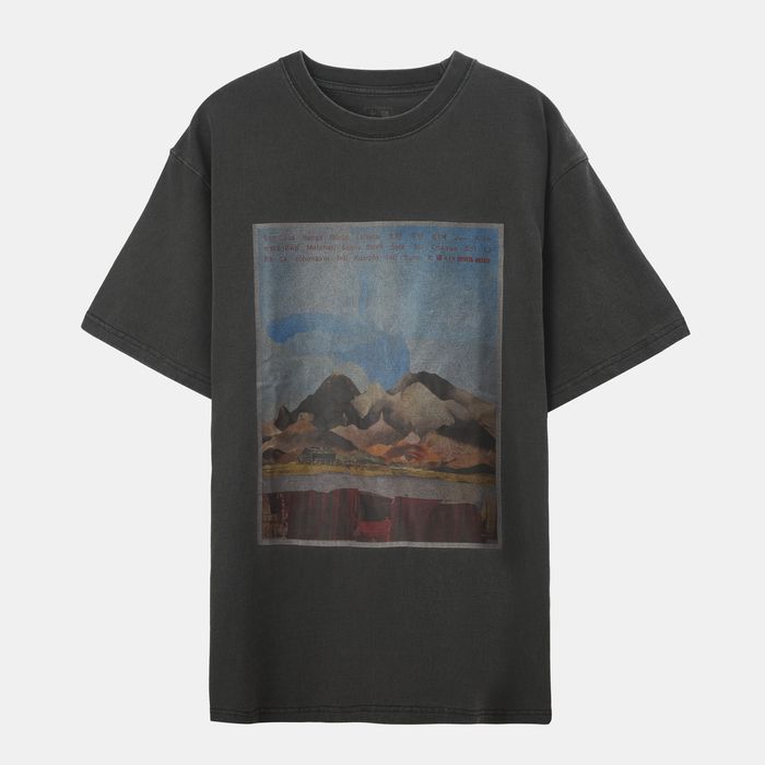 商品詳細ページ | ヨルシカ official store | 太陽:ピグメント Tシャツ