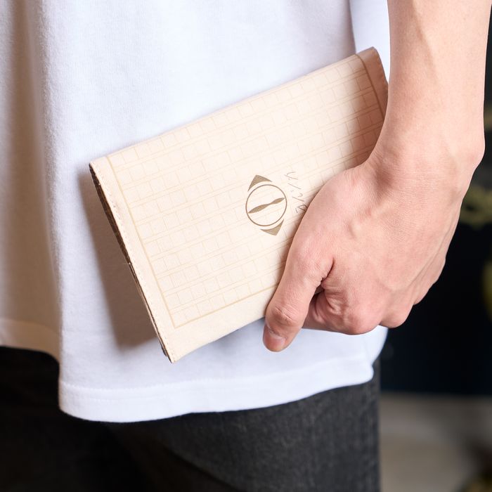 一人称 マグネットしおり付きブックカバー